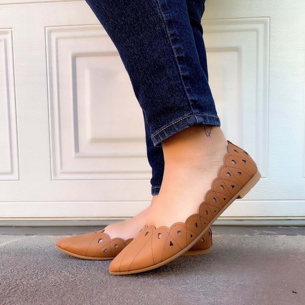 All new tan scalloped flats